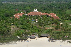 Ramada Caravela Beach Resort